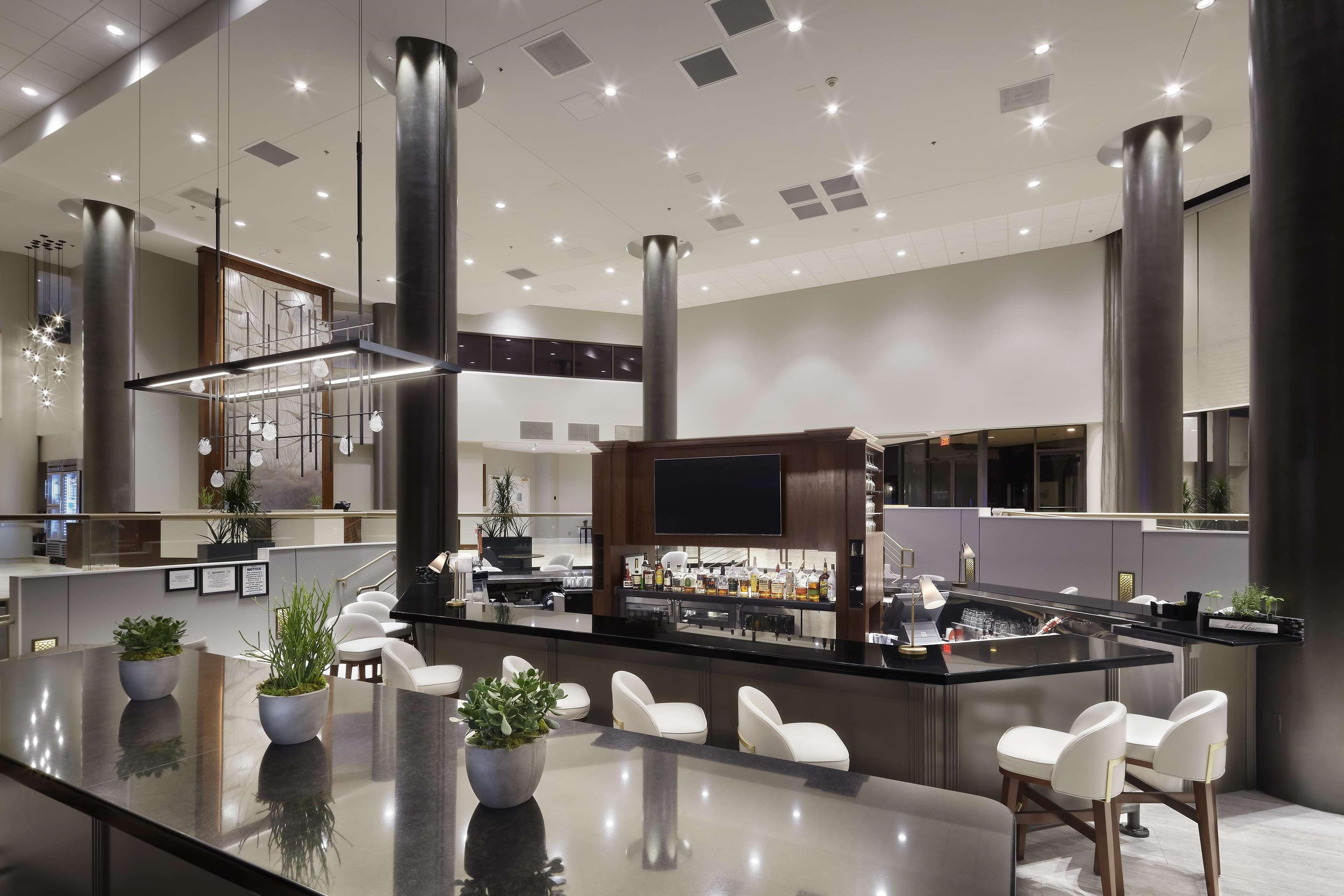 Doubletree By Hilton Dallas Near The Galleria Esterno foto
