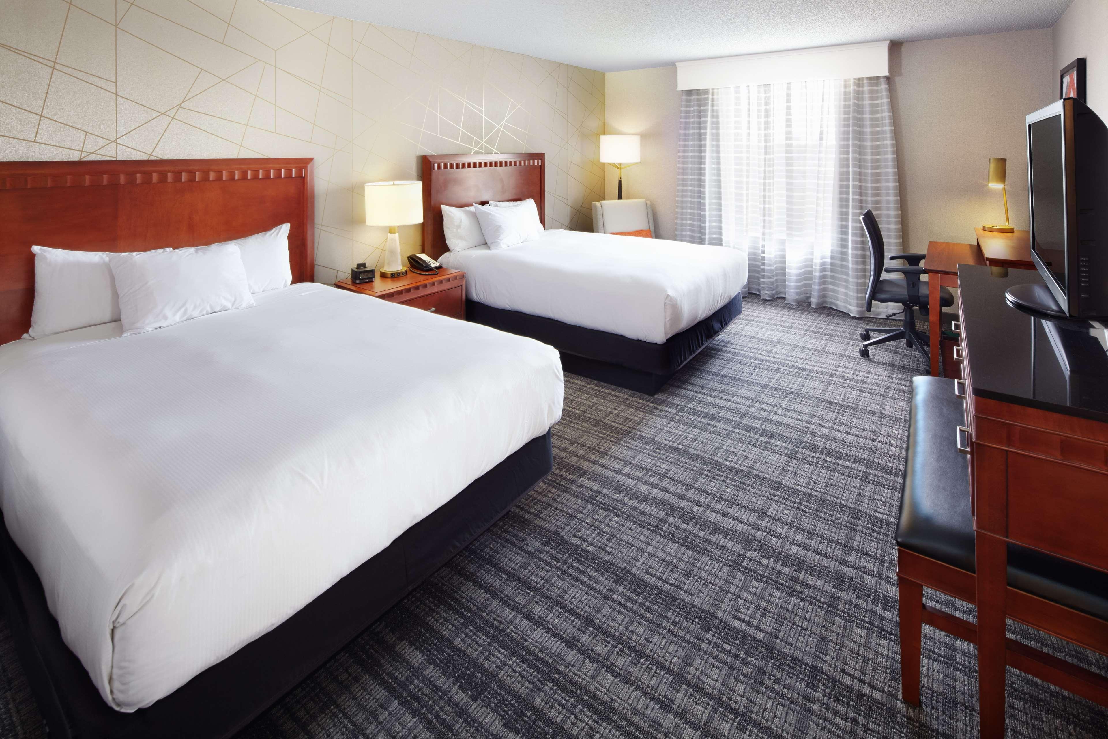 Doubletree By Hilton Dallas Near The Galleria Esterno foto